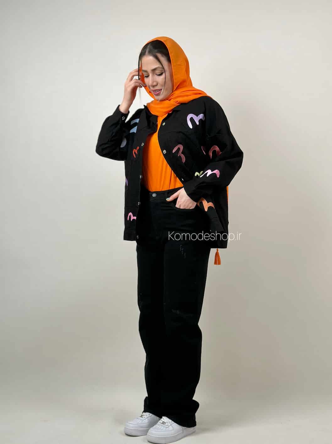 کت جین گلدوزی جی جی