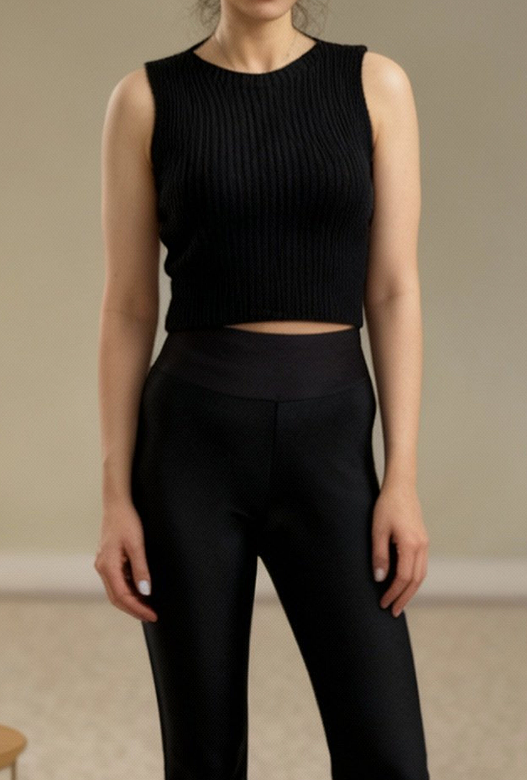 بافت حلقه ای کراپ یقه گرد - Image 2