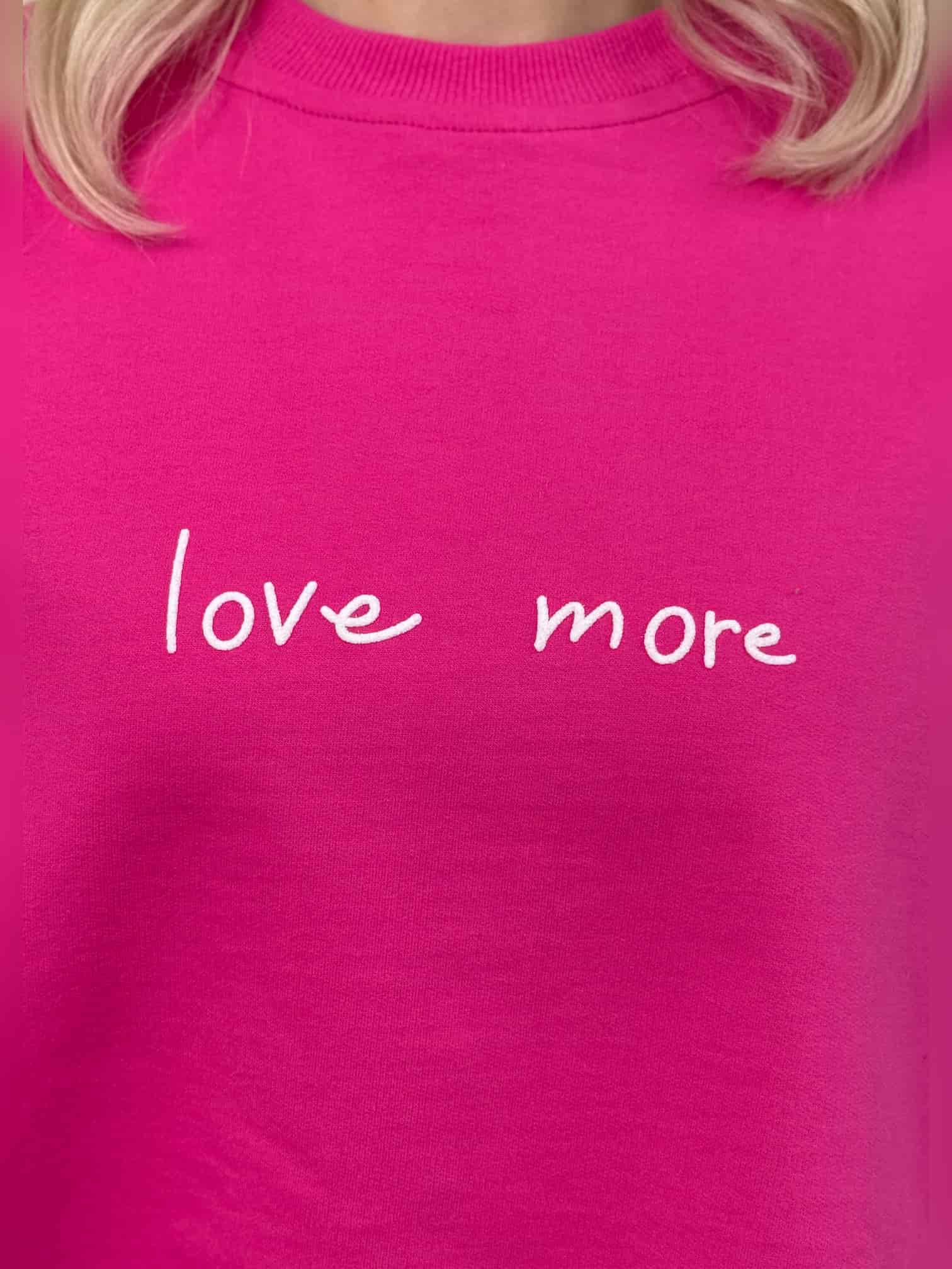 تیشرت باکسی زنانه love more - Image 5